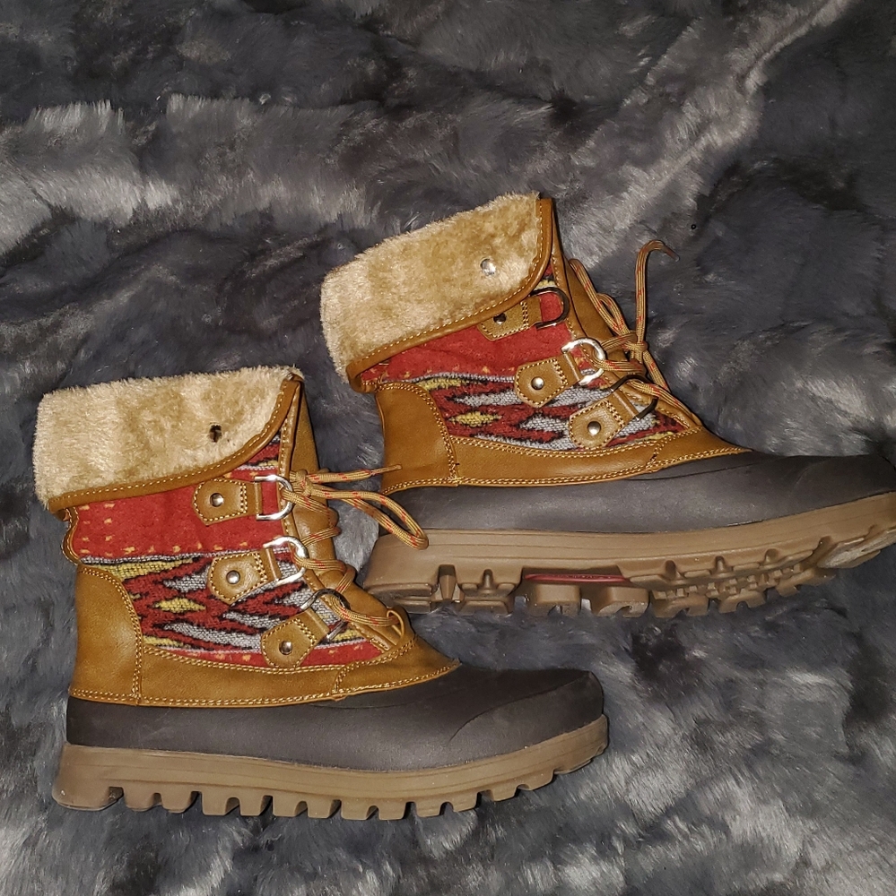 BareTrap Duck Boots